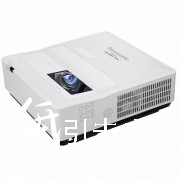 松下（panasonic） PT-SGW400C 投影仪 4000流明 3LCD显示技术 手动变焦 1280x800dpi 最高100英寸 两年保修